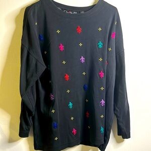 Chaus long sleeve size medium black stars Fleur  De lis patterns 100% co…